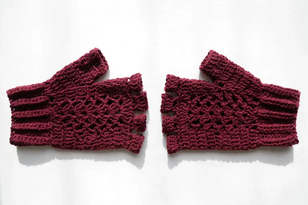 Finished pair of rectangle crochet fingerless gloves