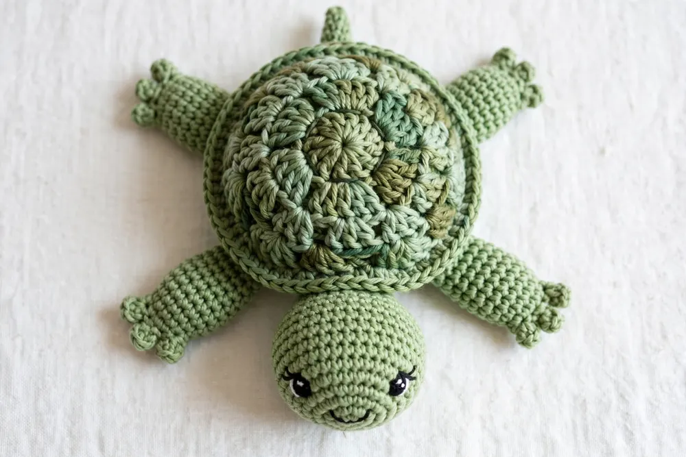 Finished low-sew crochet turtle amigurumi